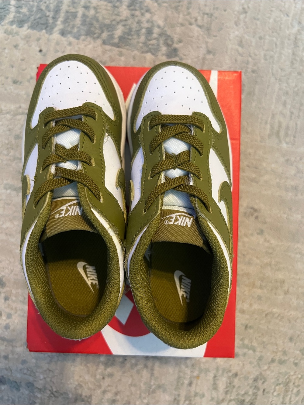 Nike Dunk Low sz 10C kids - Picture 4 of 6